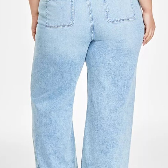 Light Blue Wide-Leg Jeans - Picture 4 of 4